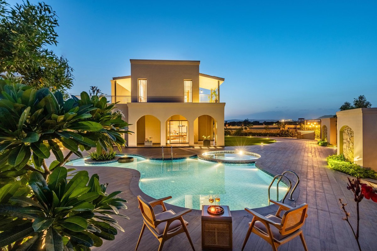 Jaipur pool villa
